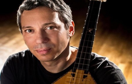 Famous singer Alkinoos Ioannidis performing AXION ESTI by Mikis Theodorakis